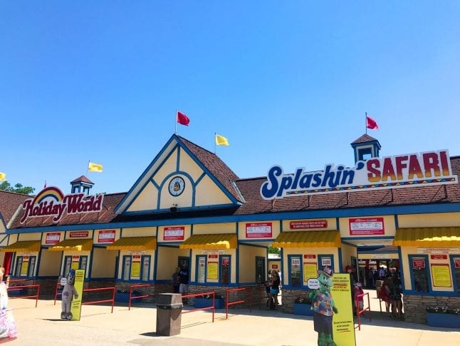 Entrance plaza of Holiday World and Splashin' Safari