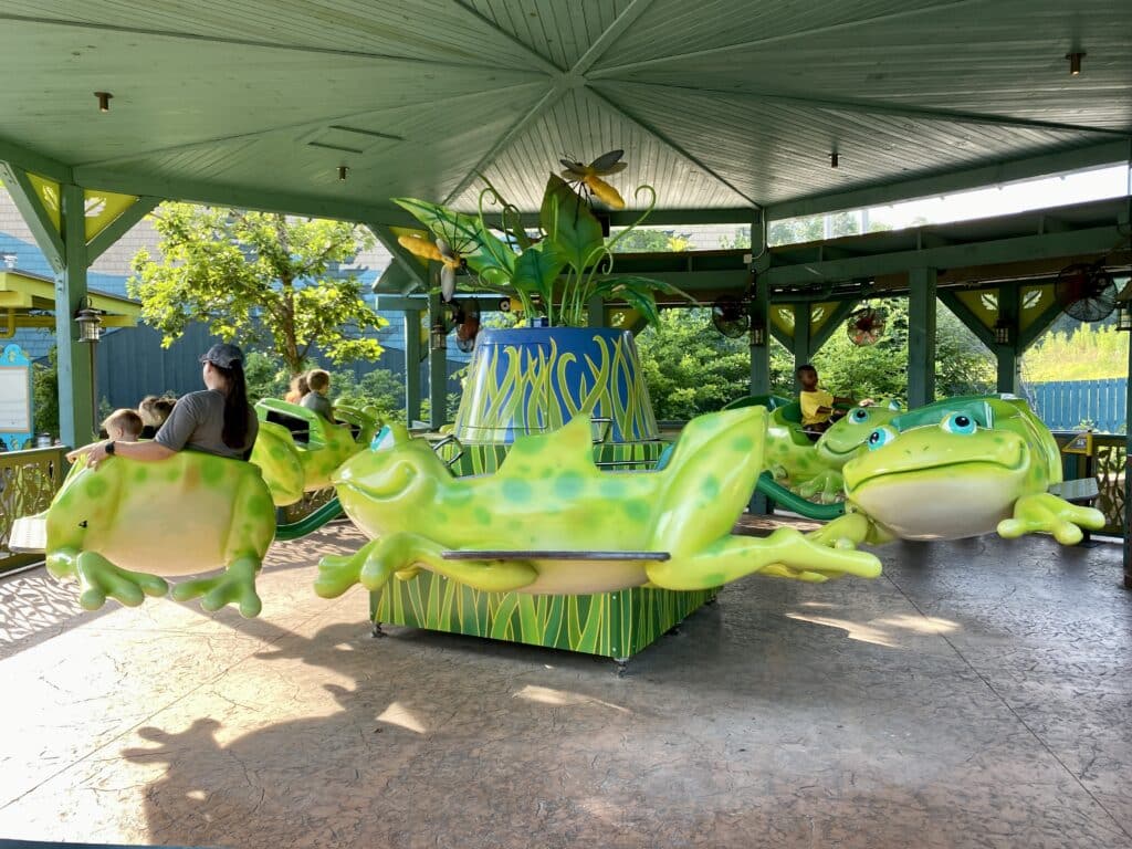 Frogs and Fireflies is one of the best rides for kids at Dollywood